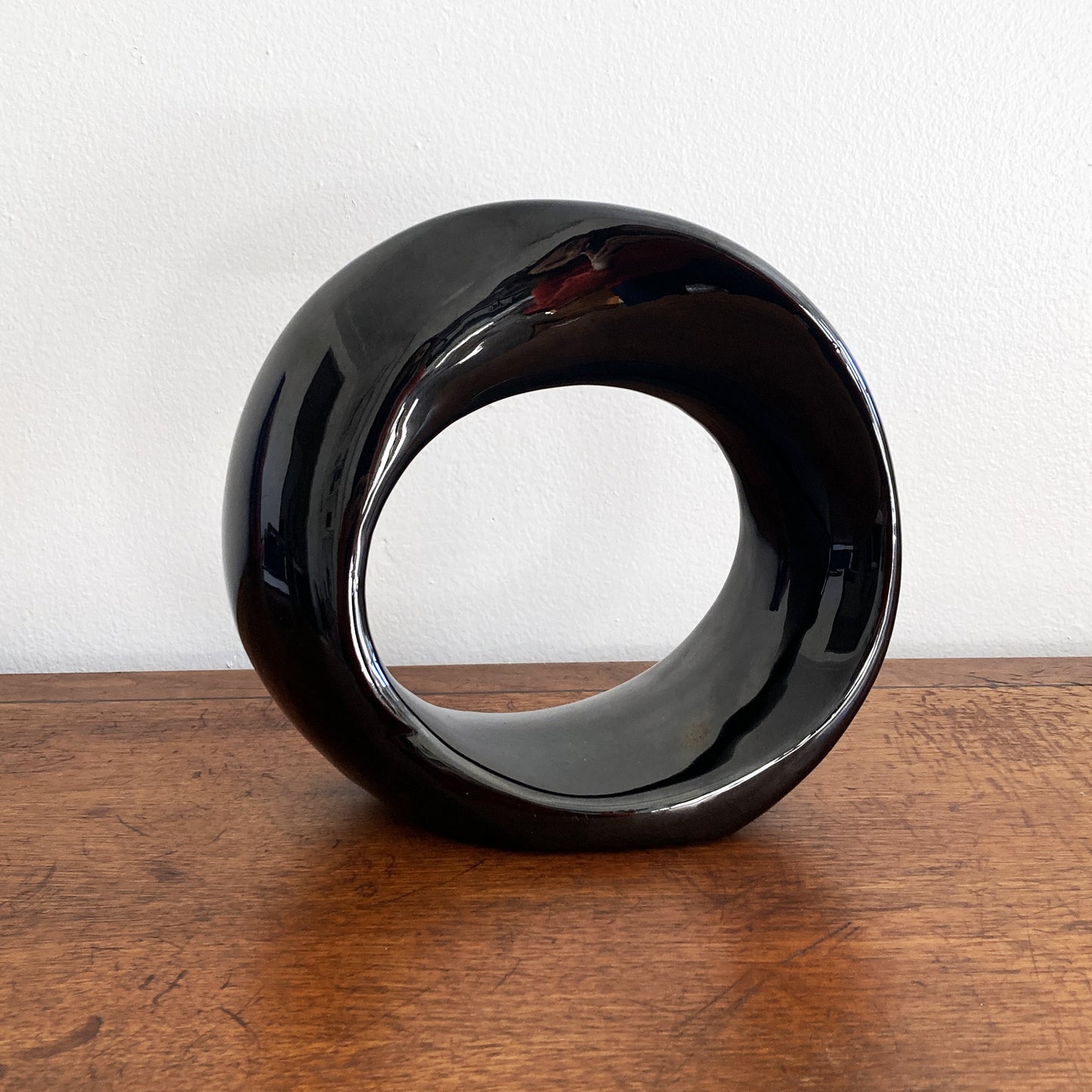 Haeger Gloss Black Postmodern Abstract Circular Twisted Orb Sculpture