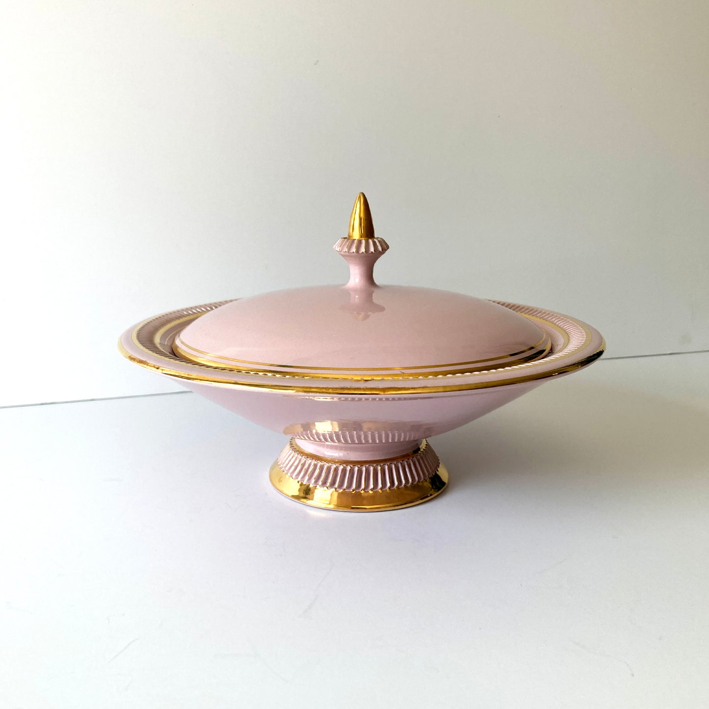 Italian Pink and Gold Lidded Round Box, 1960s